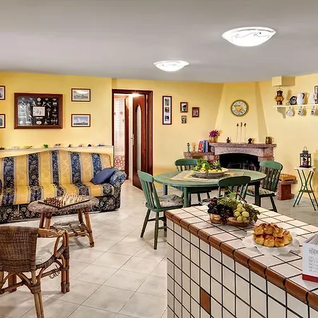 Peter's House By Gocce Apartmán